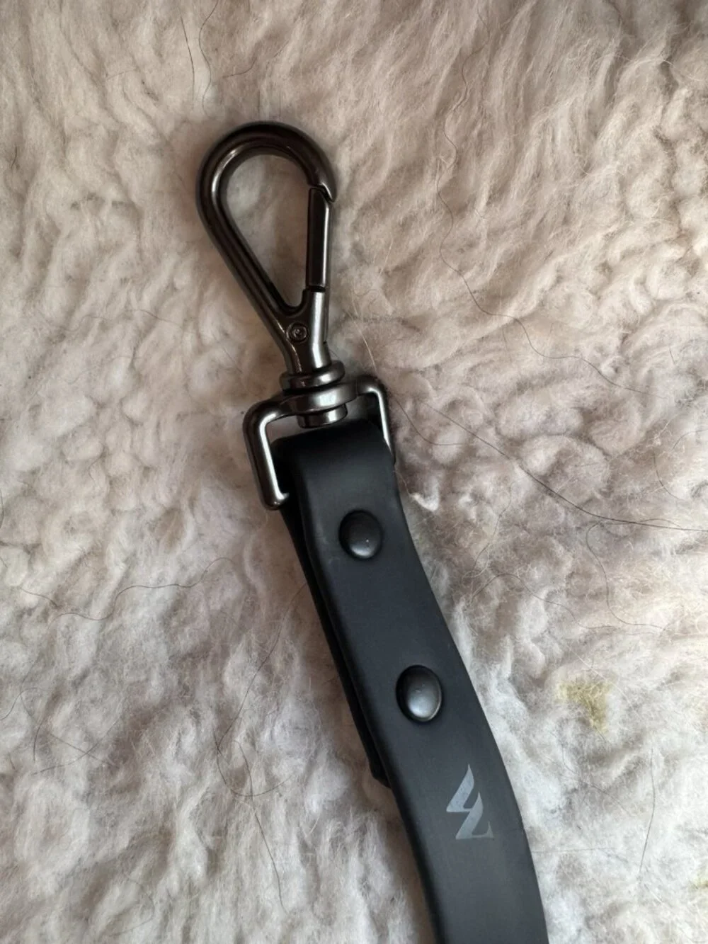 Wild One Black Rubberized Waterproof Adjustable Dog Leash Black 69.5